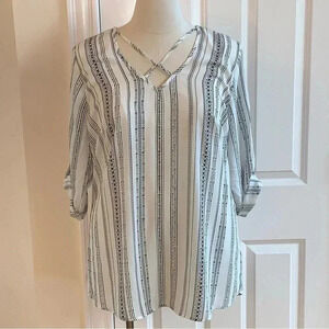 MAURICES Popover Blouse Top Plus Size XXL 2X White Black Stripe Roll Tab Sleeves